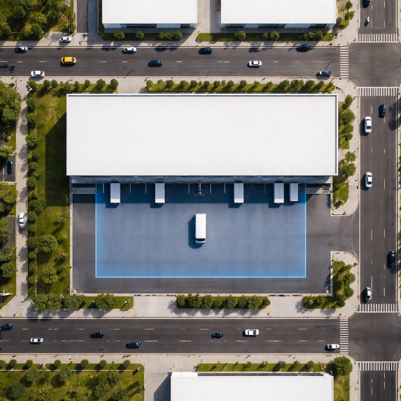MyCarTracks geofences dashboard with map zones and location monitoring.